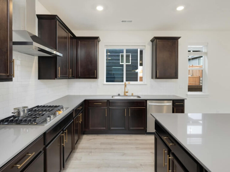 Crestwood Simplicity Cedar Crest